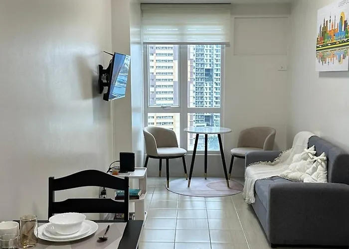 Welcome To Jade Place At Pioneer Woodlands Apartment *
